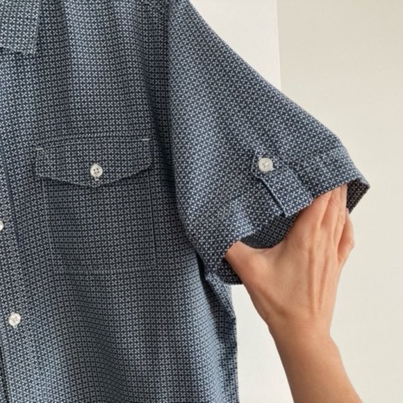 Ultra Soft Men's Collared Short Sleeve Dress Shirt Size M - Picture 6 of 16